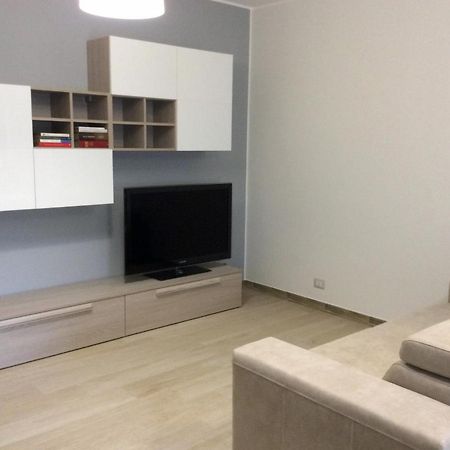 Brevi Vacanze A Brolo Bagian luar foto